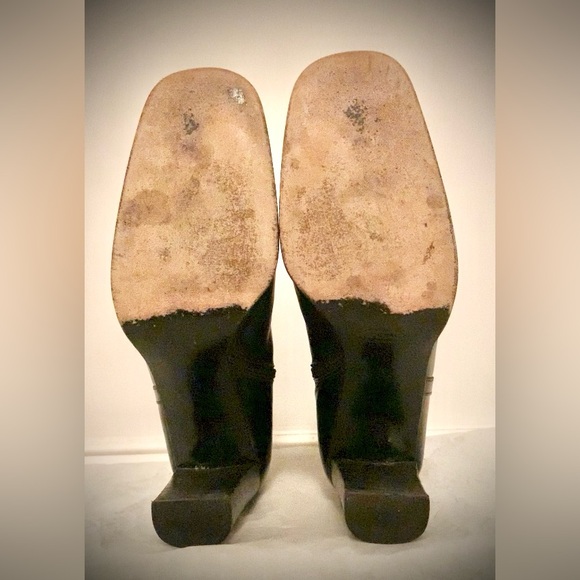 Coach ankle boots with buckle, size 6B, black leather, made in Italy, no box. - Picture 9 of 11